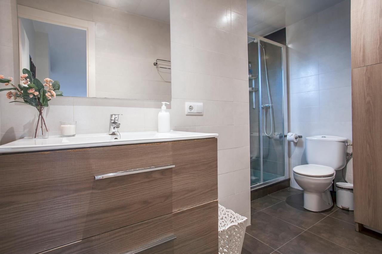 Tendency Apartments 8 Barcelona Exterior photo
